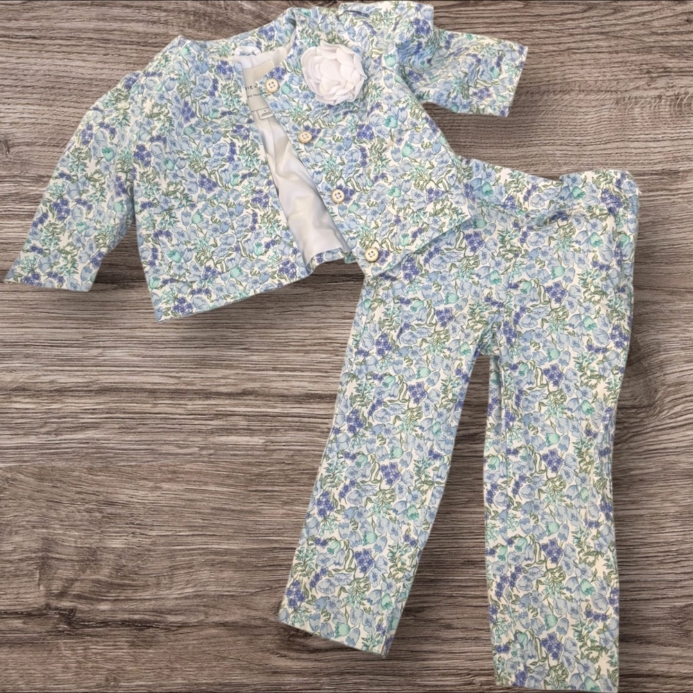 Janie and Jack Blue and White floral suit Set